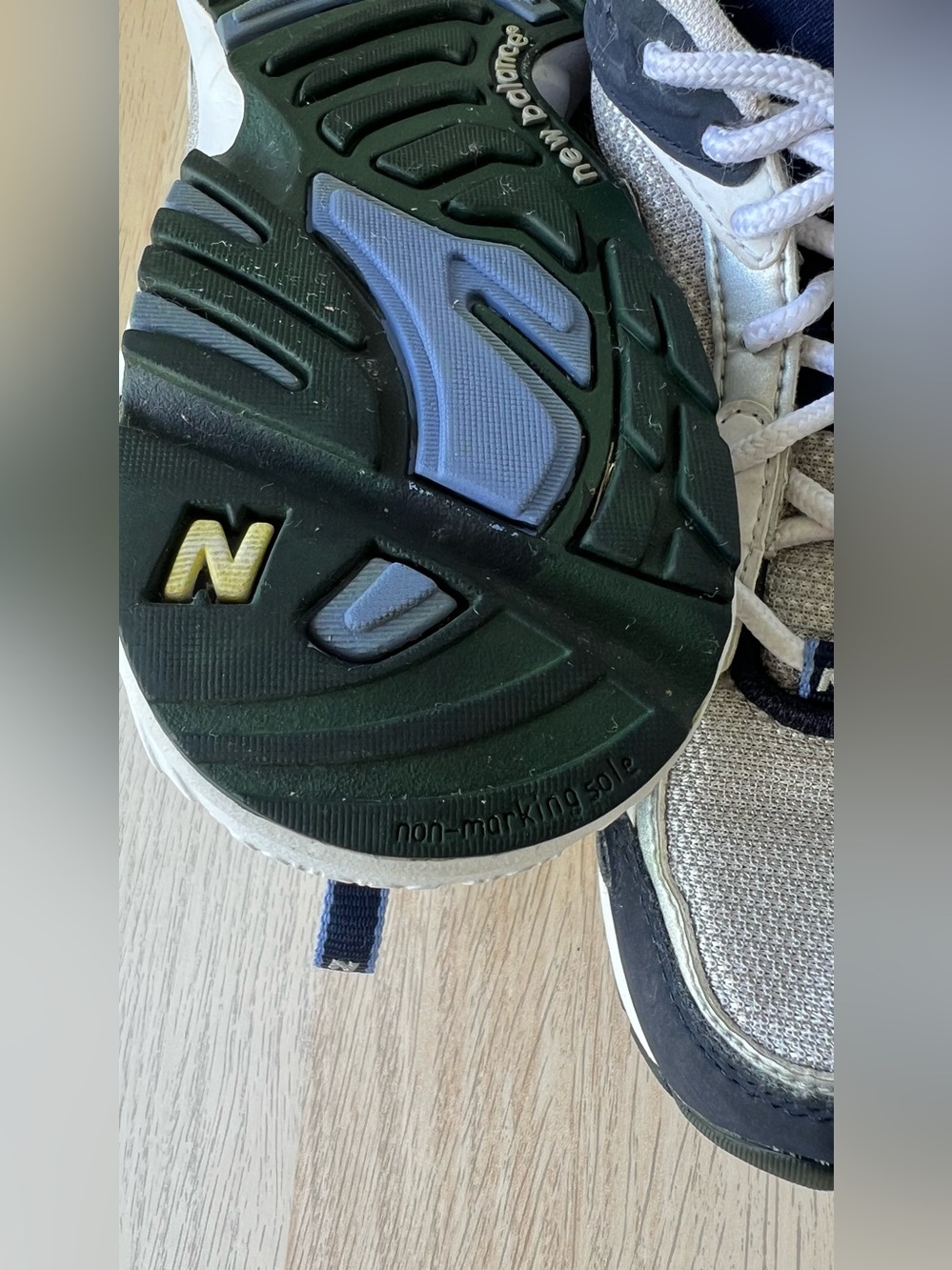 New Balance 400 Y2K Mesh Running Dad Sneakers White Navy Silver US 10 - Picture 11 of 15